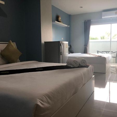Khao Oat Airport Hotel Nai Yang Beach Exterior foto